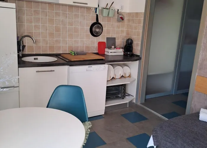 Marija 아파트 돈제페트레케인