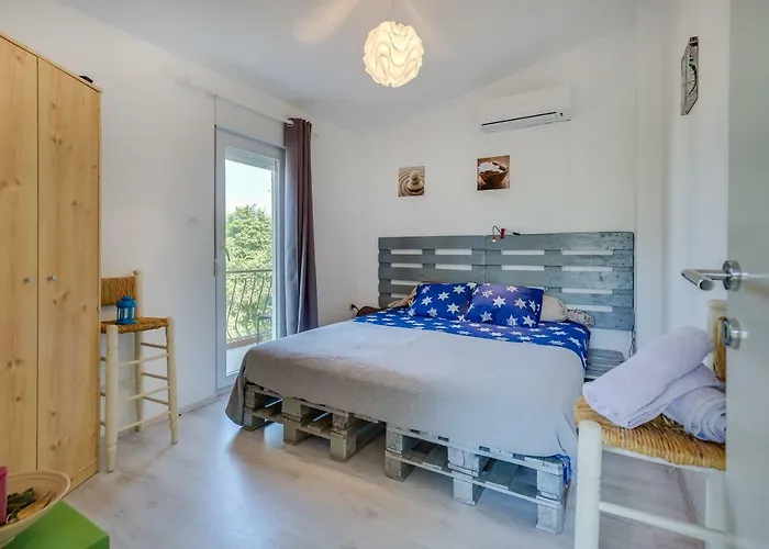 Marija 아파트 돈제페트레케인