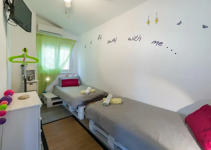 Marija 아파트 돈제페트레케인